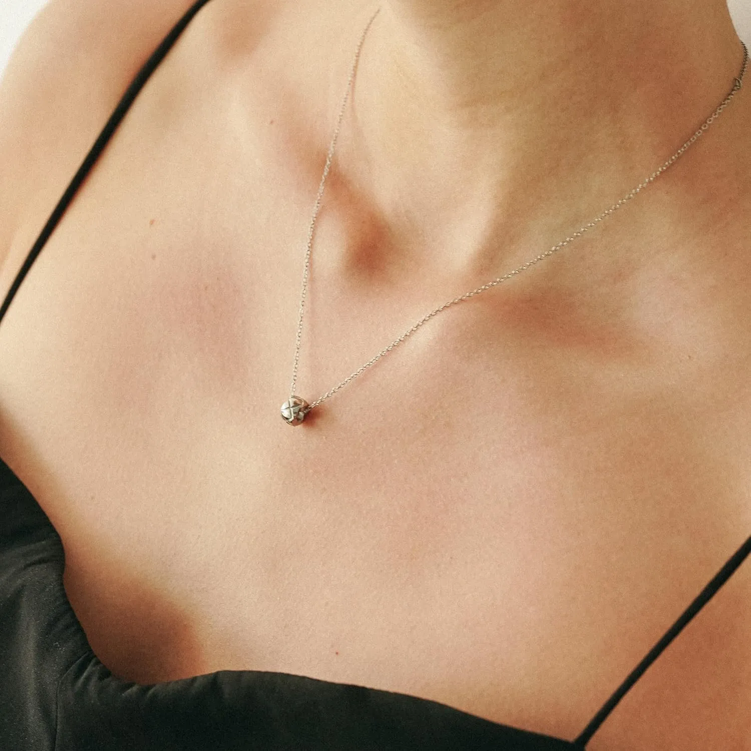 18K Yellow Gold Plated Crush Round Pendant Necklace(Unisex), Waterproof, Never Tarnished, Luxury Designer Jewelry Ring, Circles Pendant Necklace
