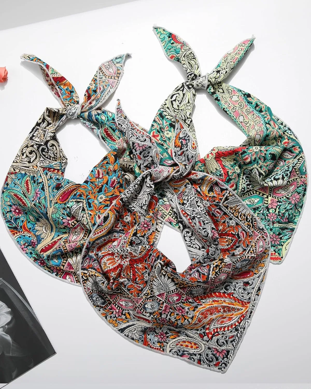 AWAYTR 3Pcs Hair Bandanas Head Kerchief for Women Girls Tie-Back Boho Hair Scarf Headband Bandana Triangle Head Scarf