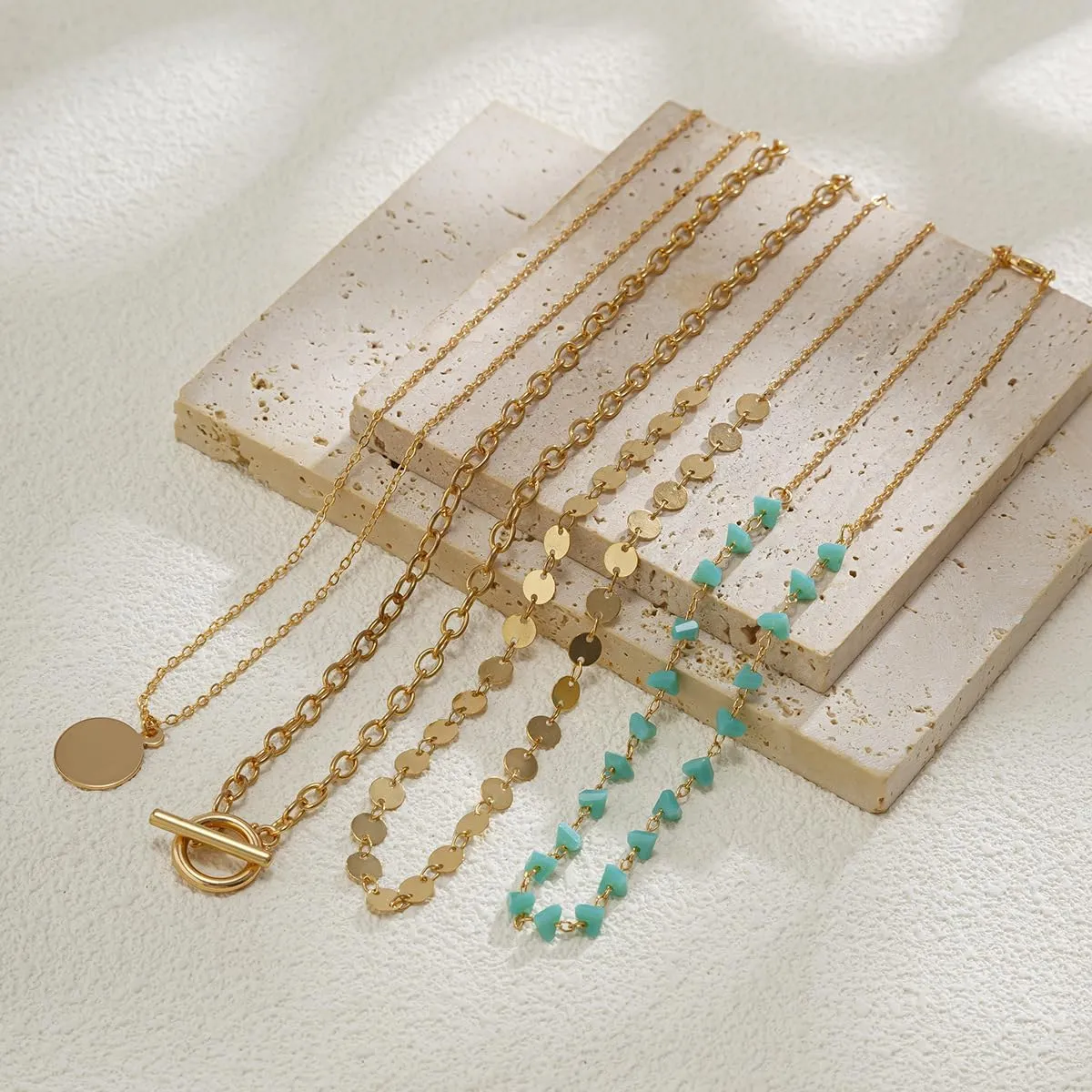 Boho Necklaces for Women Layered Turquoise Beaded Choker Necklace Western Jewelry for Women Sequin Coin Necklace Country Necklace Bohemian Boho Jewelry for Women Western Necklaces Summer Beach Necklace