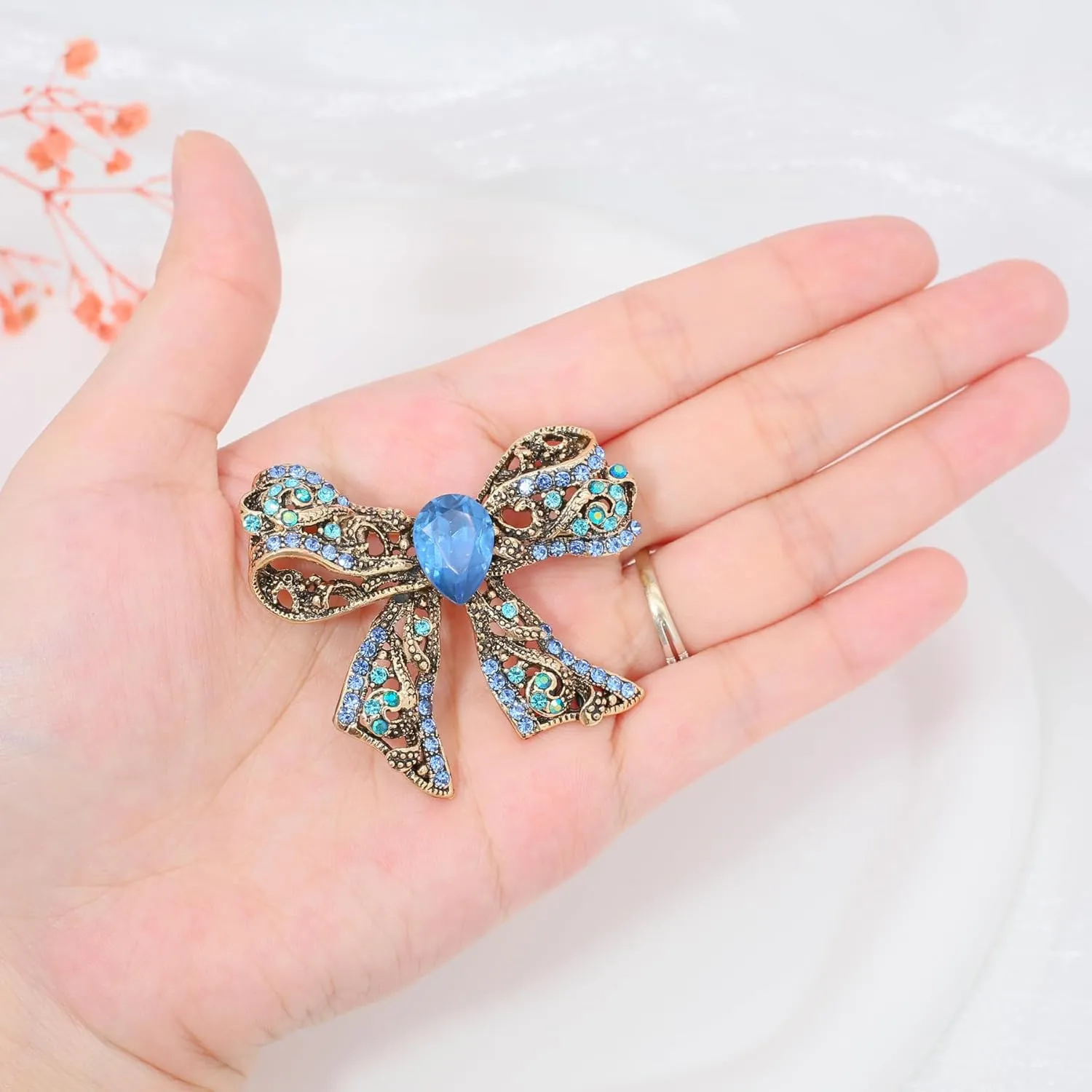 Rhinestone Bow Brooch Vintage Crystal Large Bowknot Brooches for Women Brooch Pin Wedding Fashion Jewelry Accessories,Women Gift
