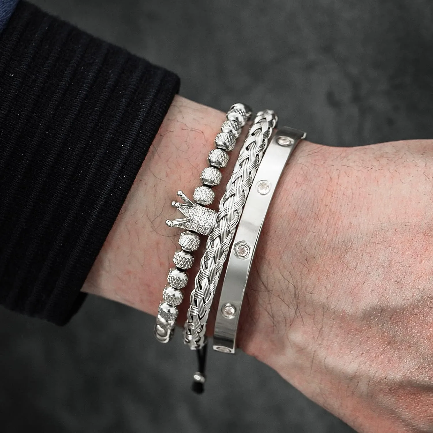 Stainless Steel Bracelets for Men Gold Roman Numeral Bangle Bracelet Adjustable Cuff Bracelet Twisted Cable Bracelet Luxury Roman Royal Crown Charm Jewelry Gifts