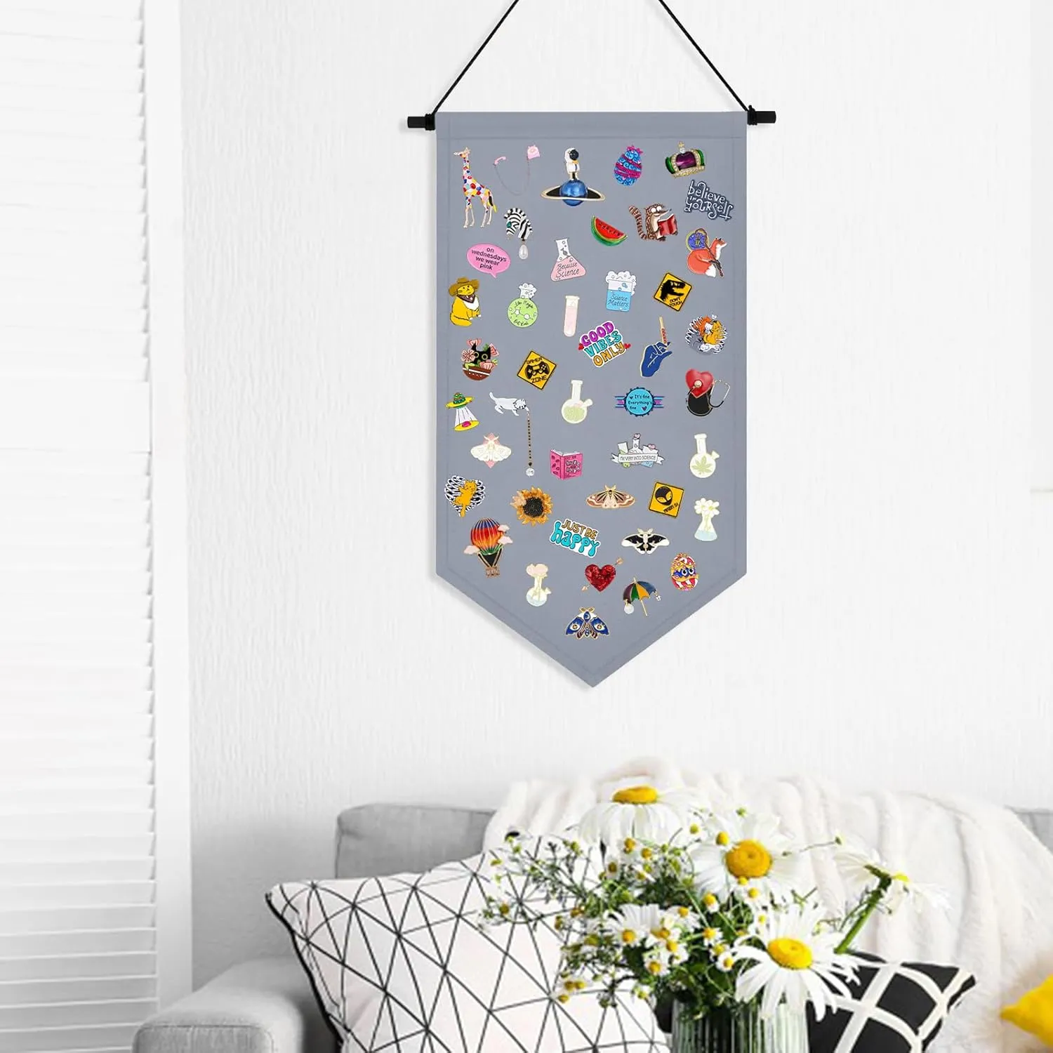 Wall Hanging Brooch Jewelry Storage Case Canvas Display Stand Enamel Pin Display Banner Holder Earrings Necklace Glitter Pin Collection Organizer (Grey)